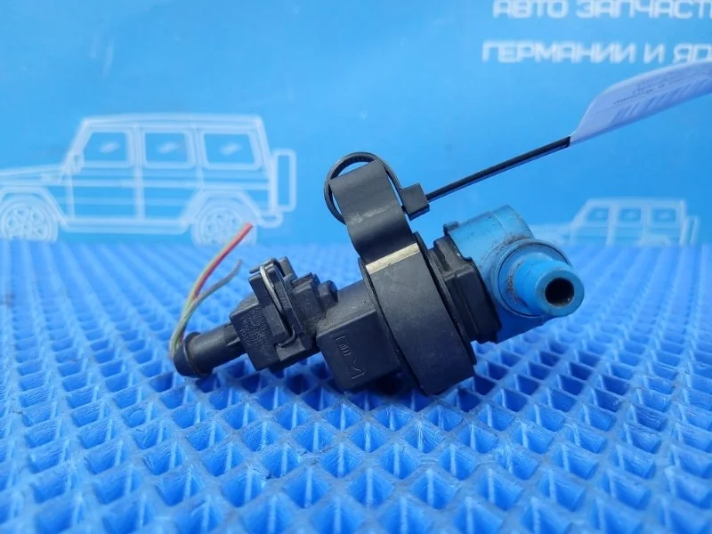 Клапан вентиляции топливного бака Mercedes-Benz