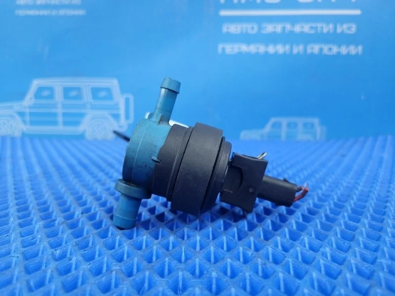 Клапан вентиляции топливного бака Mercedes-Benz