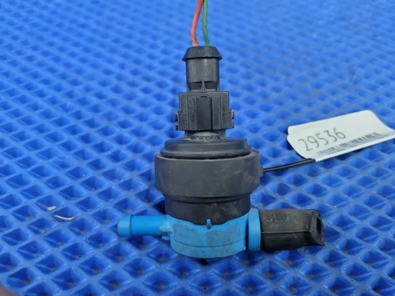 Клапан вентиляции топливного бака Mercedes-Benz