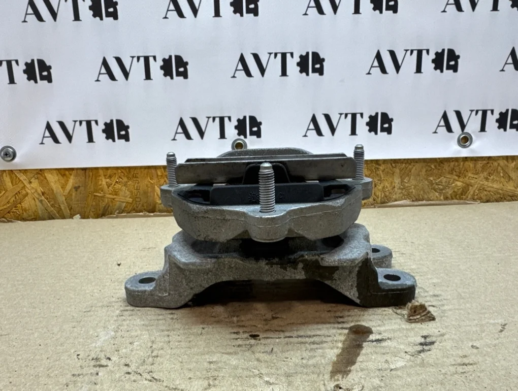 Подушка АКПП Audi A4 B8 CDN