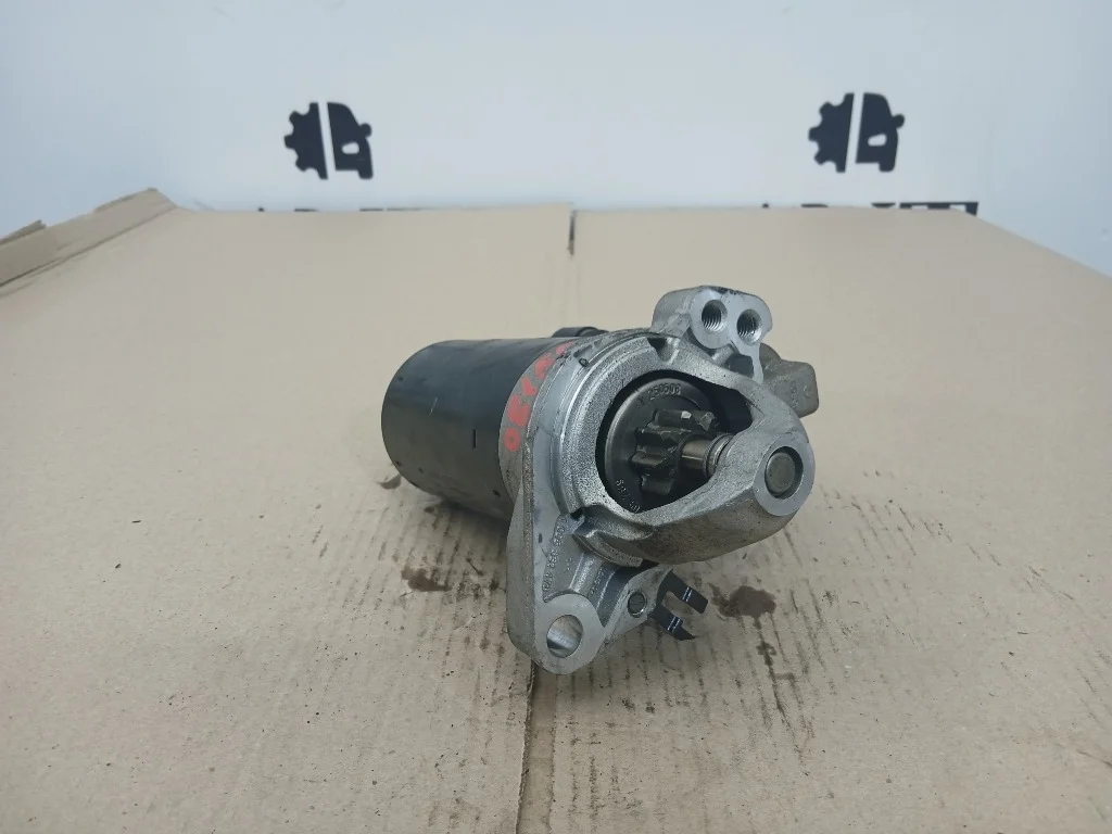 Стартер Audi Q7 BAR