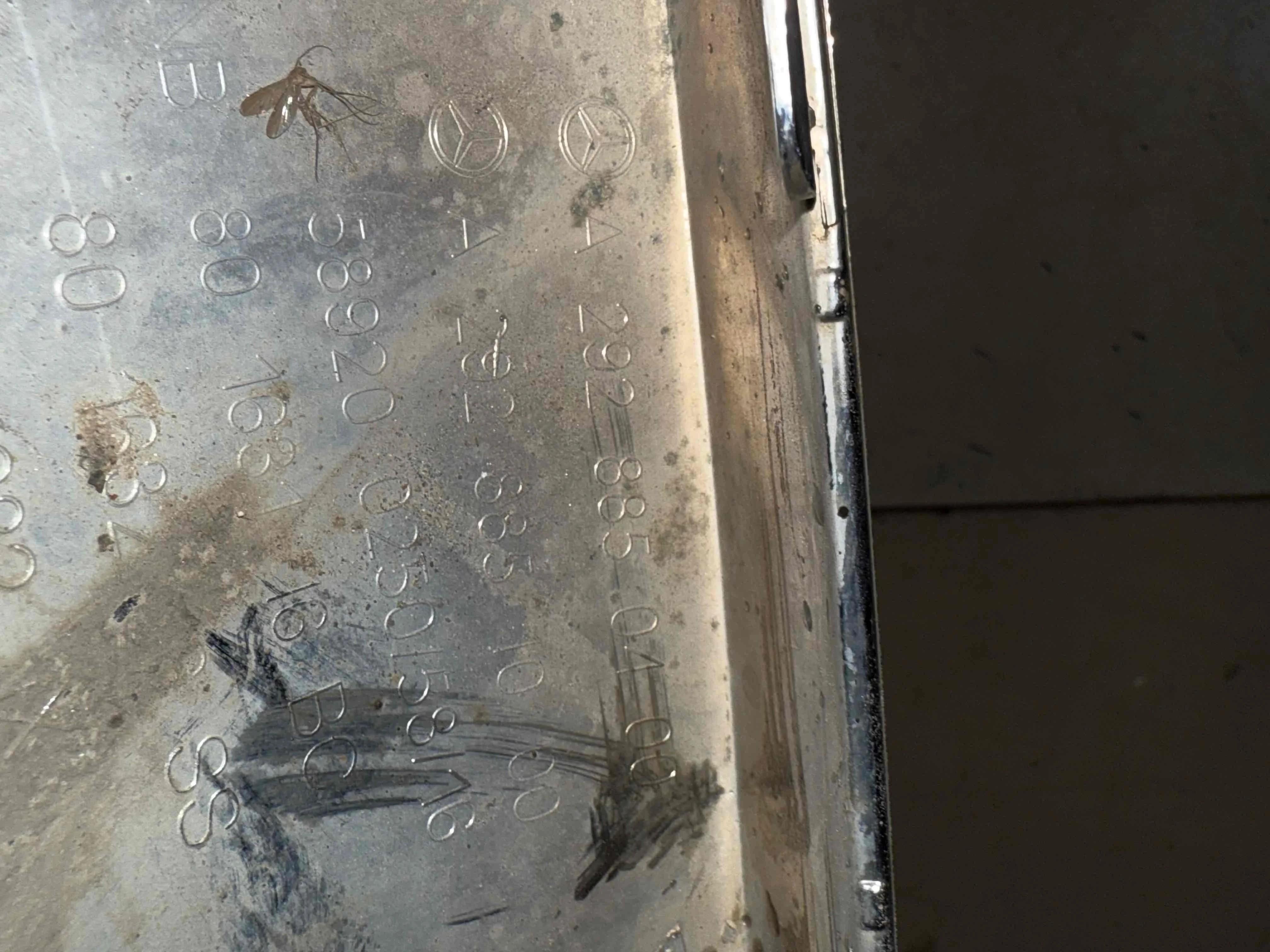 Накладка на бампер Mercedes-Benz X166 (2015—2019) A2928850400
 642826