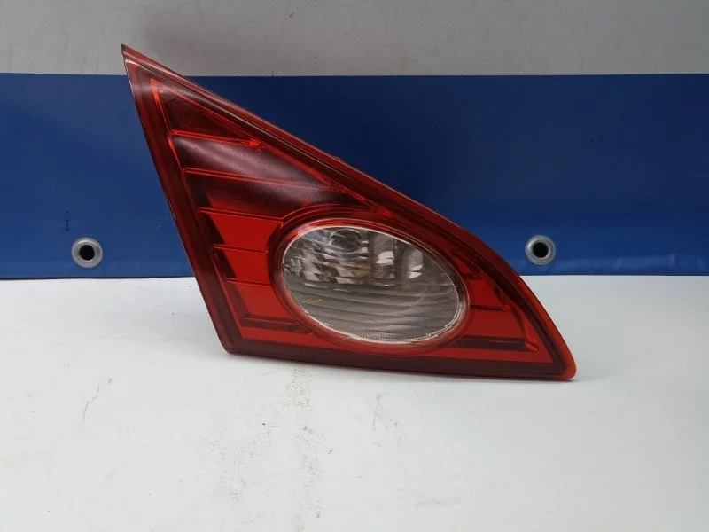 Фонарь внутренний Nissan Murano 2010 265451AA1A Z51, задний левый