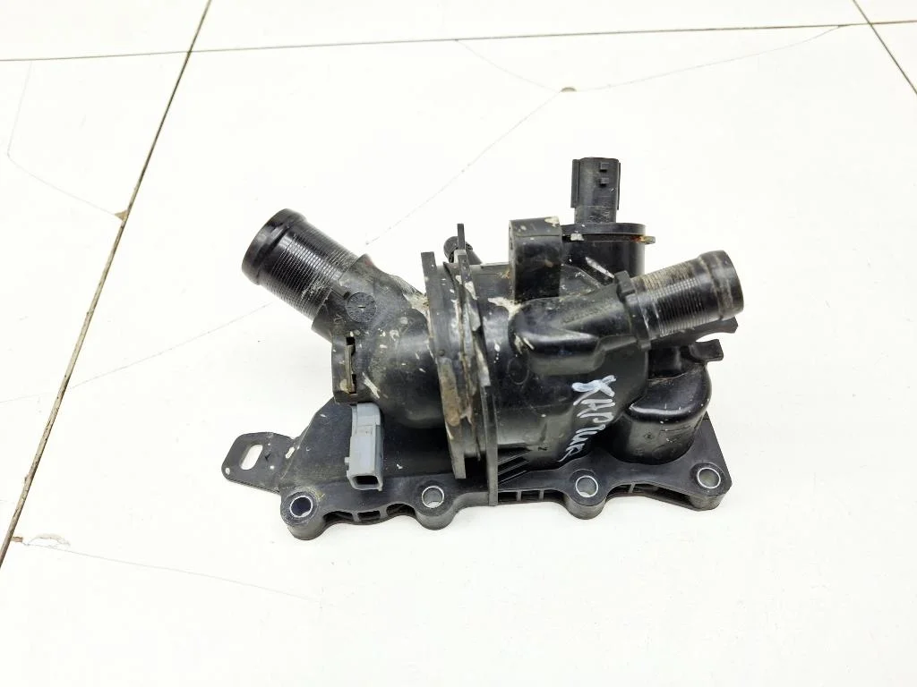 Корпус термостата Renault Kaptur 2020