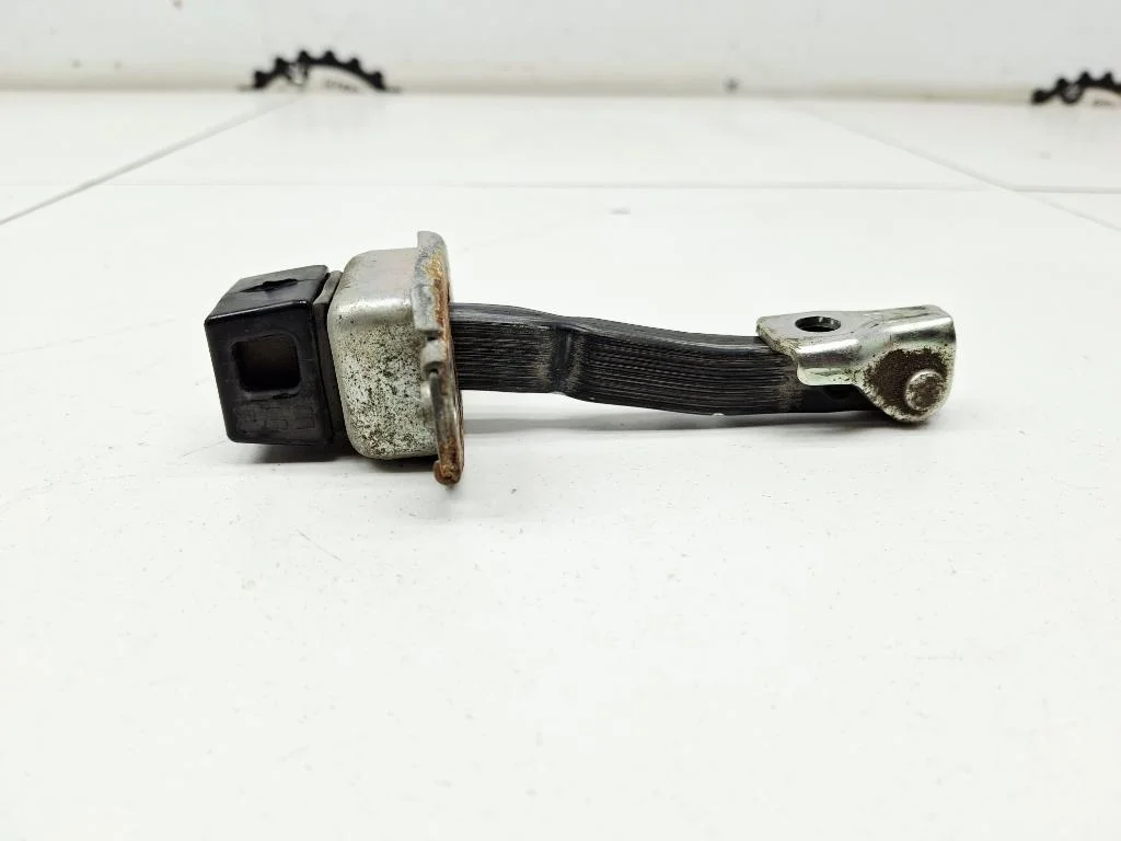 Ограничитель двери Mitsubishi Lancer 10 2008 CY