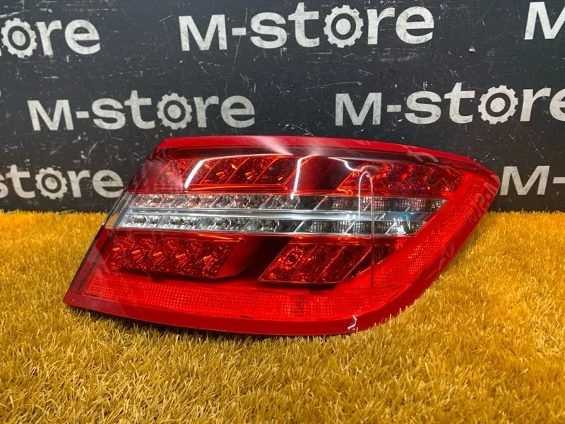 Фонарь задний Mercedes-Benz E-Class 2009 A2078200264 C207 272.961, правый
