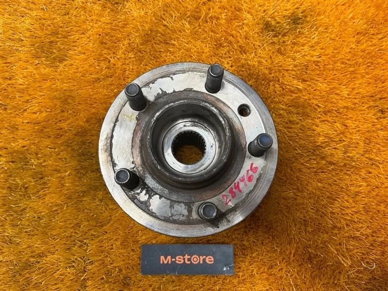 Ступица Land Rover Discovery 2005 RFM500010 L319 406PN, передняя левая