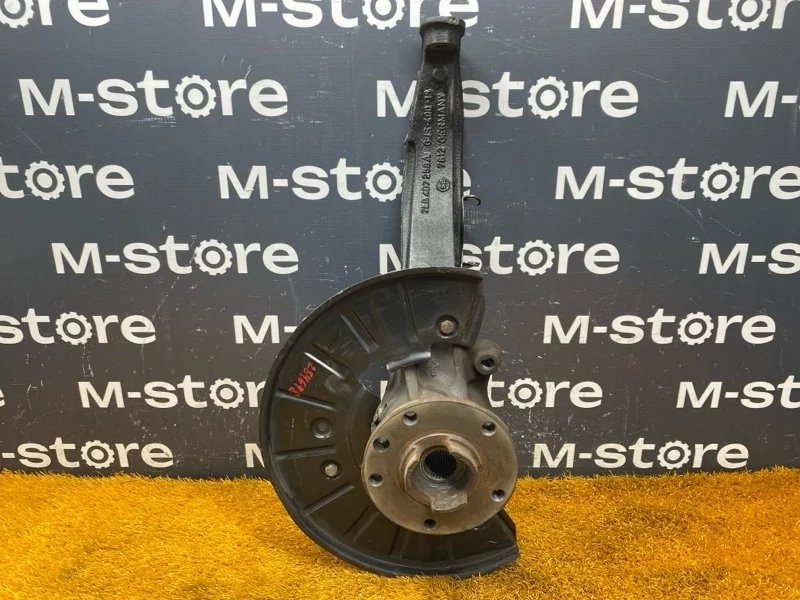 Ступица Audi Q7 2008 7L0407258A 4L BAR, передняя правая