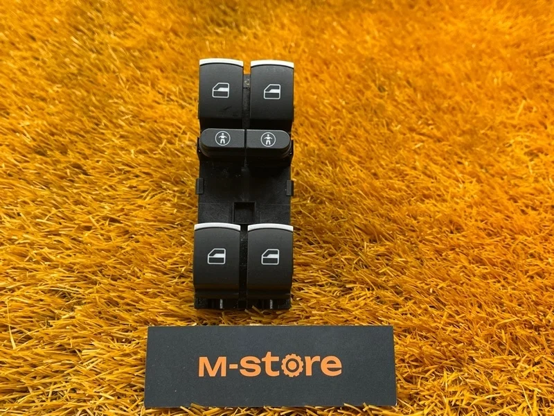 Блок управления стеклоподъемниками Volkswagen Touareg 2011 7P6959857 7P CGRA, передний левый