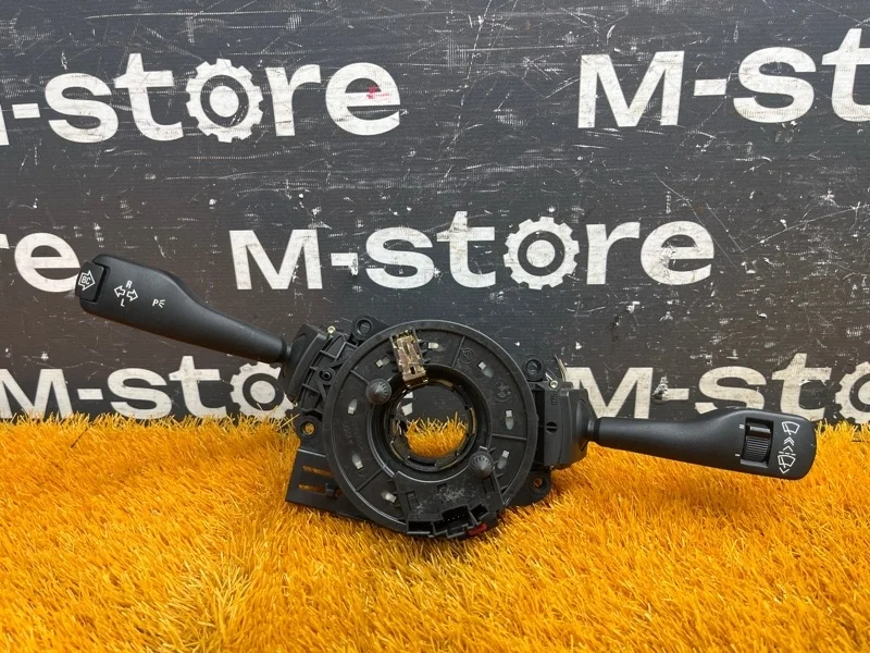 Блок подрулевых переключателей Bmw X3 2005 61318376443 E83 M54B25 (256S5)