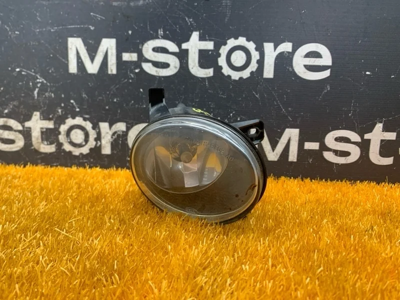 Фара противотуманная Audi Q5 2013 8T0941700B 8R CNCD, правая