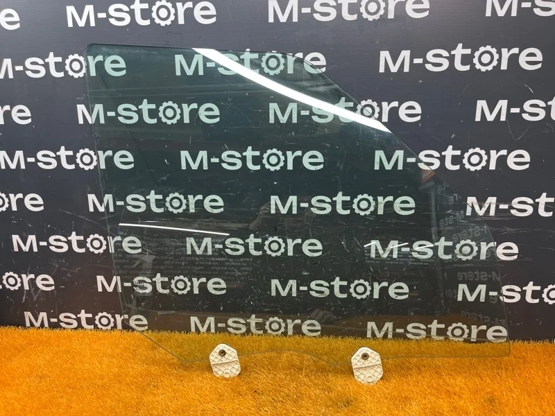 Стекло боковое Land Rover Discovery 2005 CUB500160 L319 406PN, переднее правое