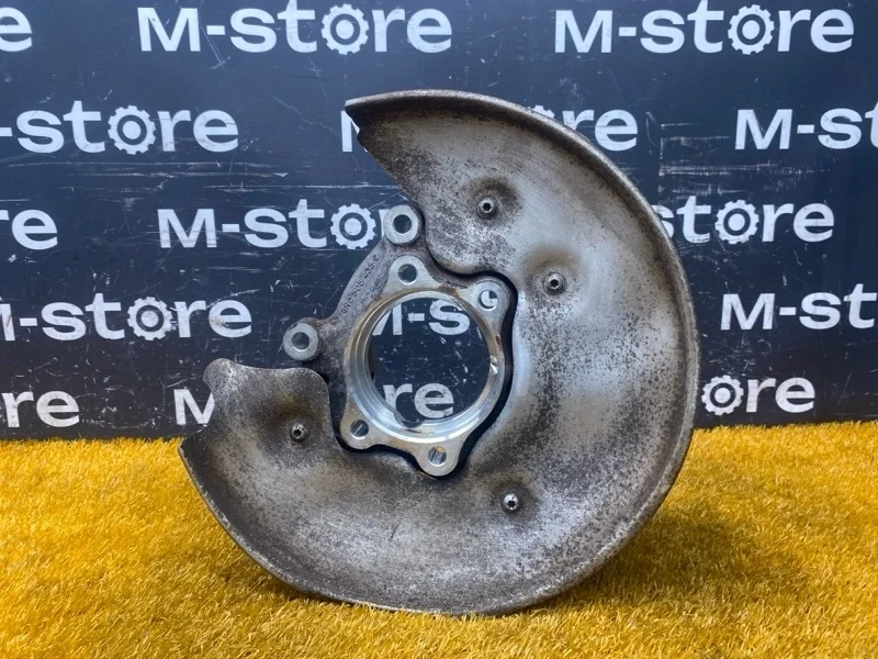 Кулак поворотный Audi Q5 2013 8R0505431F 8R CNCD, задний левый