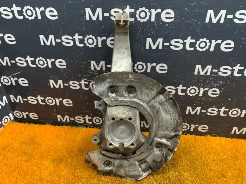 Кулак поворотный Bmw 7-Series 2009 31216775768 F02 N63B44A, передний правый