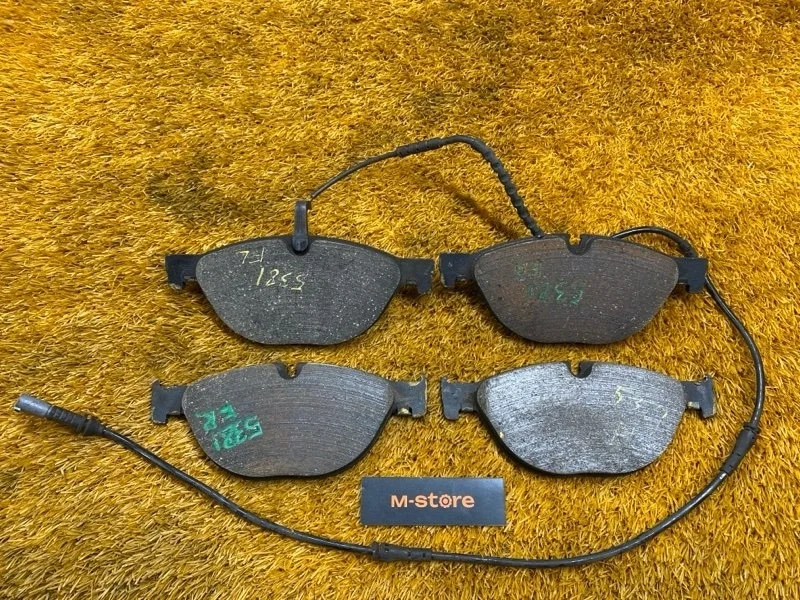 Колодки тормозные Bmw 7-Series 2009 34116851269 F02 N63B44A, передние