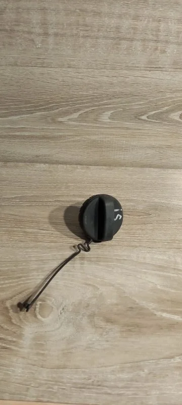 Крышка топливного бака Lexus Is 2013-2021 7730052030 3