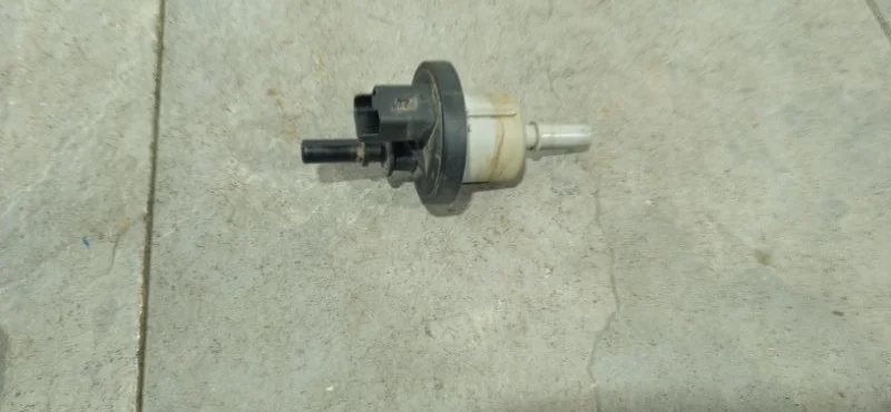 Клапан вентиляции топливного бака Renault Duster 2018 8200248821 H4M 430