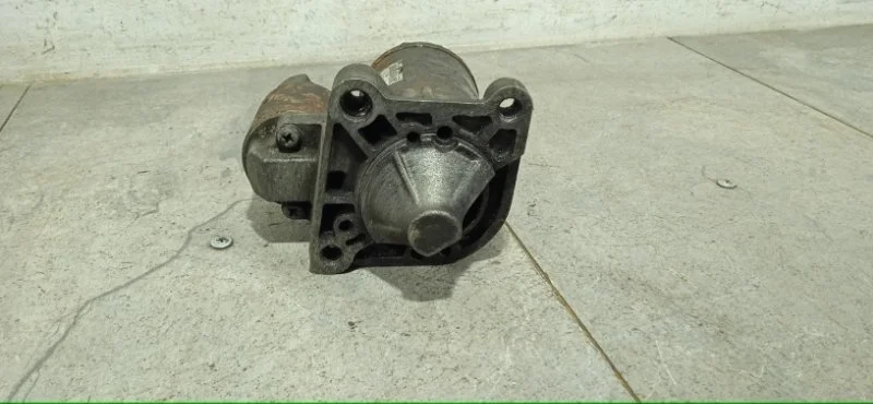 Стартер Renault Logan 2013-2022 8200815083 2
