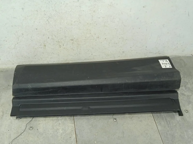 Молдинг двери Toyota Rav4 2012-2019 7507842020 AVA44, задний левый