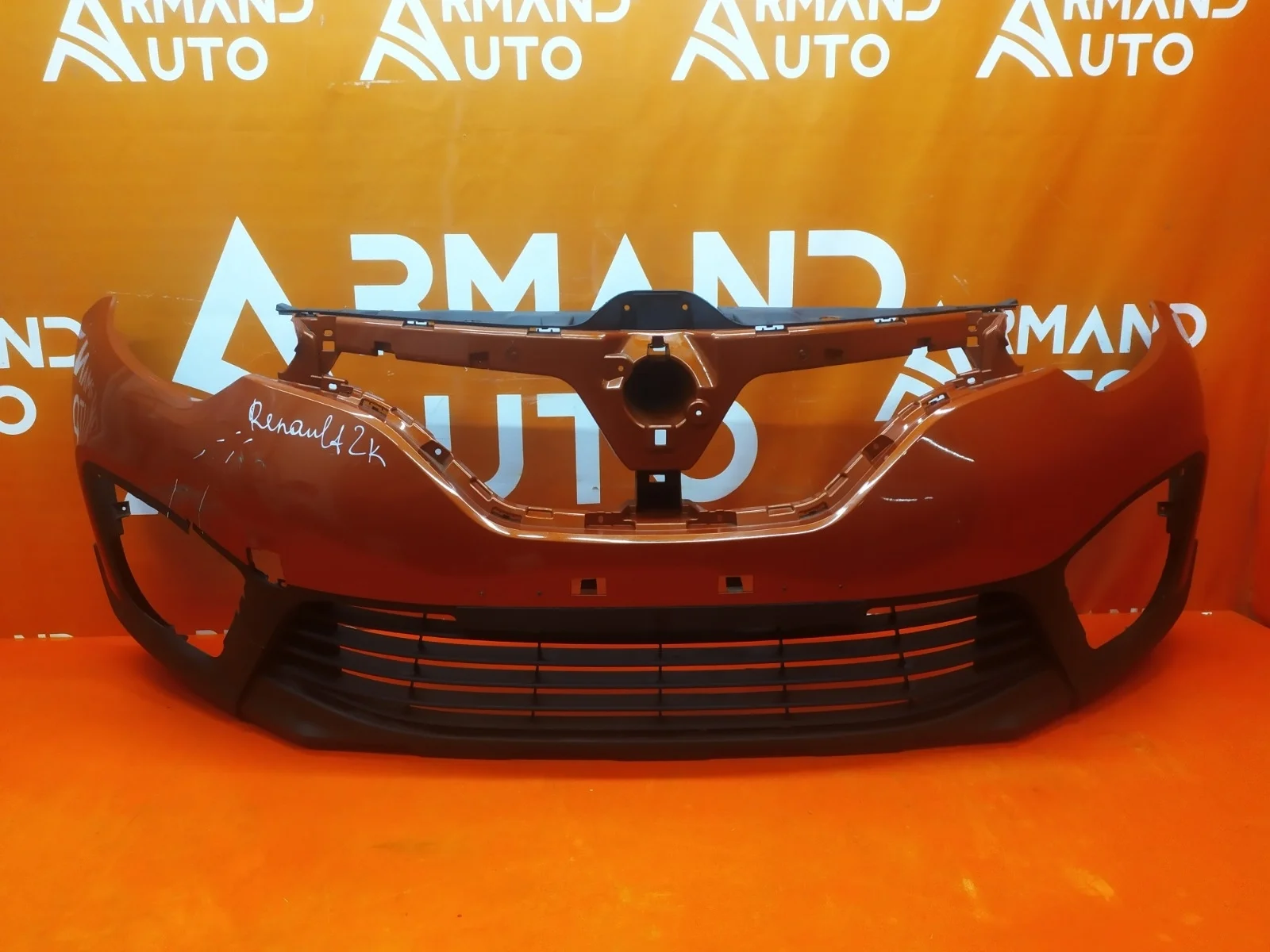 Бампер Renault Kaptur 2016-нв