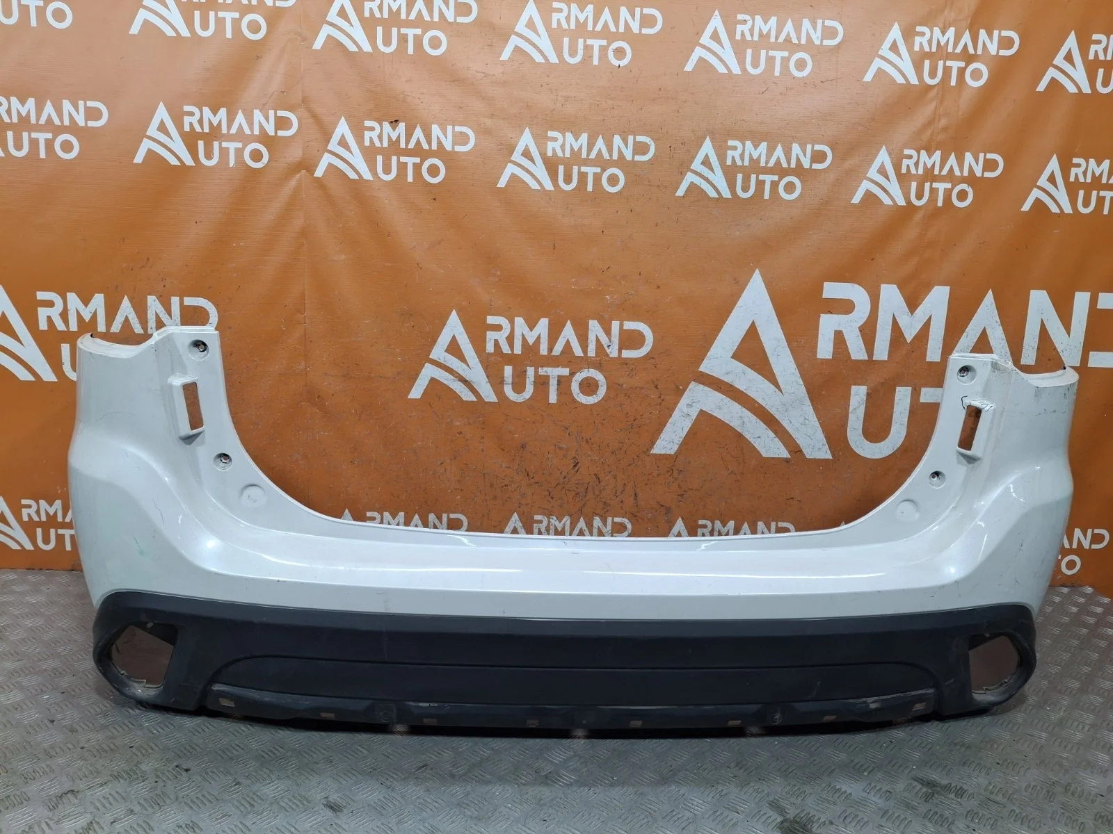 Бампер Mitsubishi Outlander 2015-2018 3