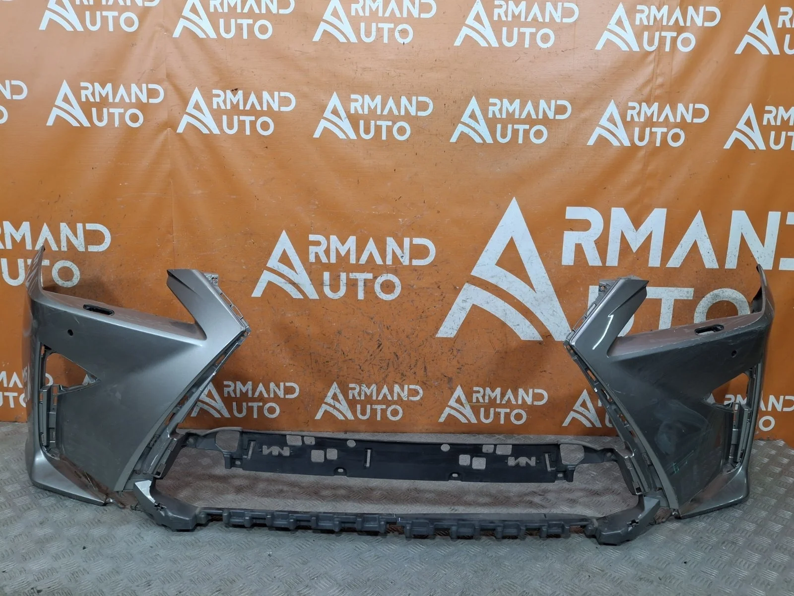 Бампер Lexus RX 2015-2019 4