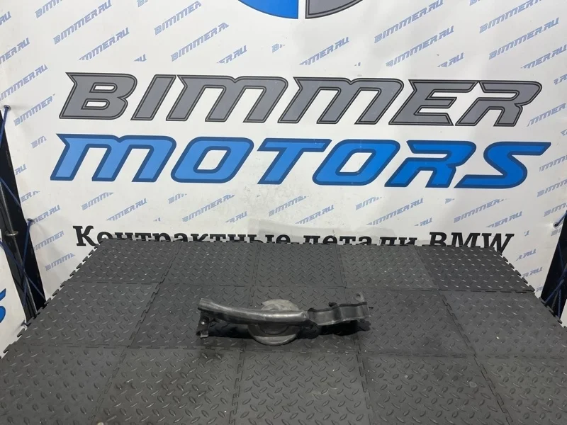 Уплотнитель капота BMW 435iX 2015 51717260397 F33 N55B30A, левый