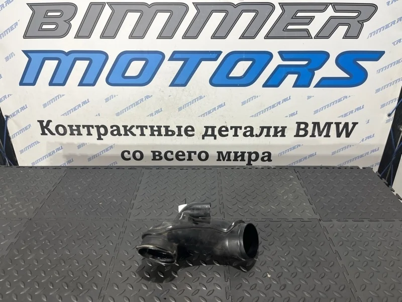 Трубопровод чистого воздуха Bmw X5 13717812060 Е70 N57D30B