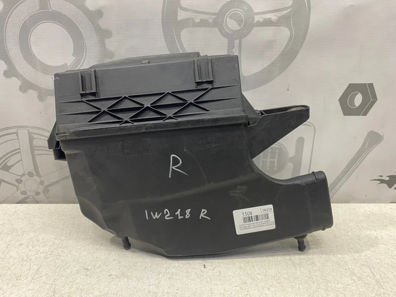 Корпус воздушного фильтра правый Mercedes-benz CLS 2016 C218