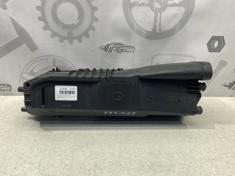 Корпус воздушного фильтра Mercedes-benz 2005 W211