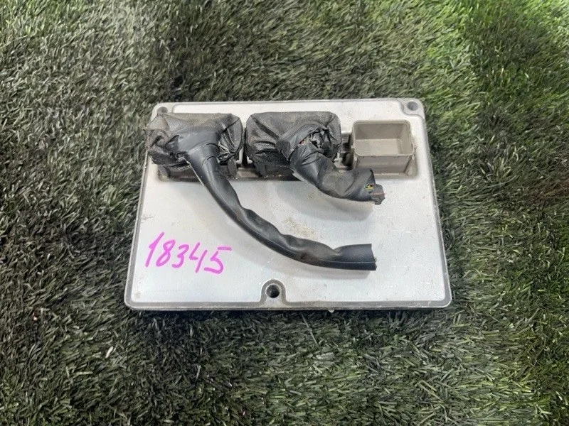 Блок управления двигателем FORD FOCUS 5M5112A650RD CB4 QQDB