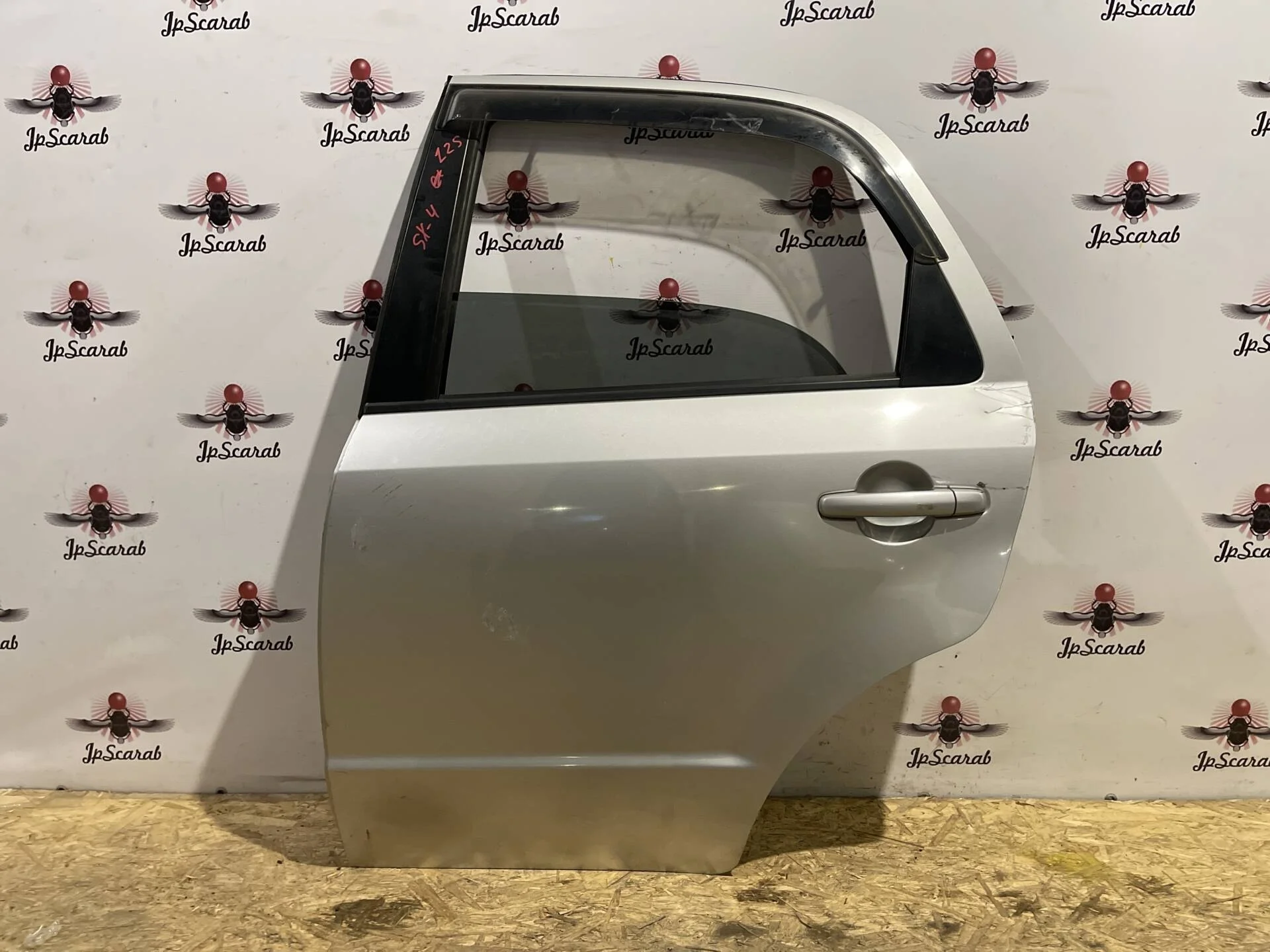 Дверь задняя левая Suzuki SX4 YA21S Хэчбэк
