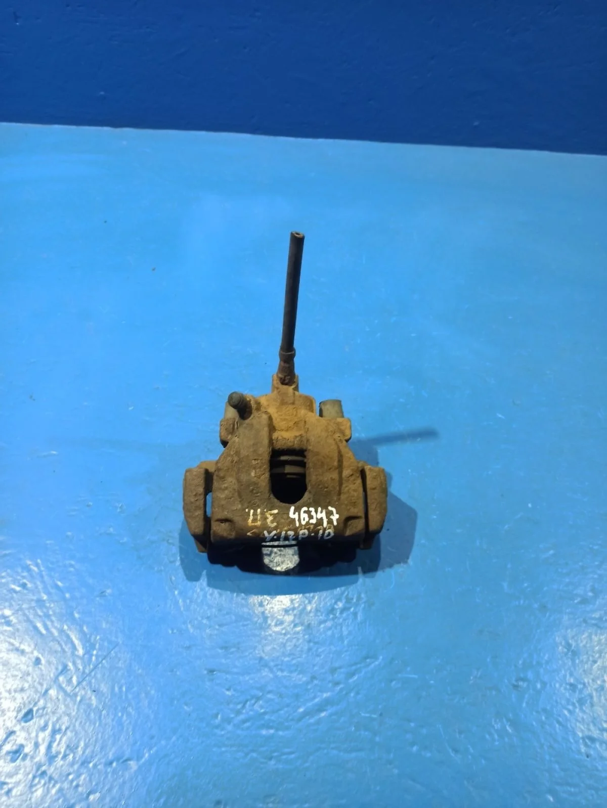 Суппорт тормозной задний правый для Volvo S60 2000