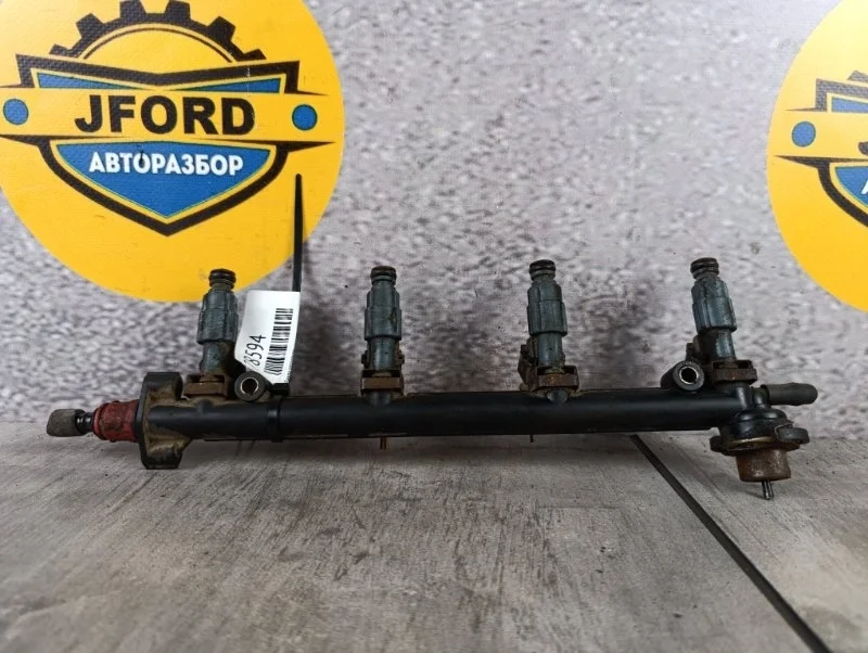 Рампа топливная Land Rover Freelander 2004 L314