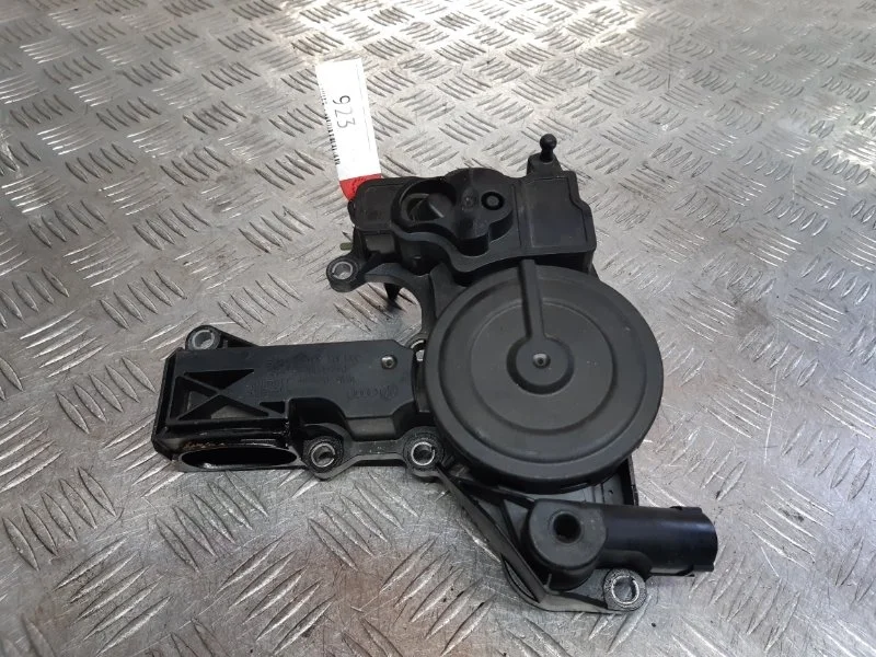 Маслоотделитель Skoda Octavia