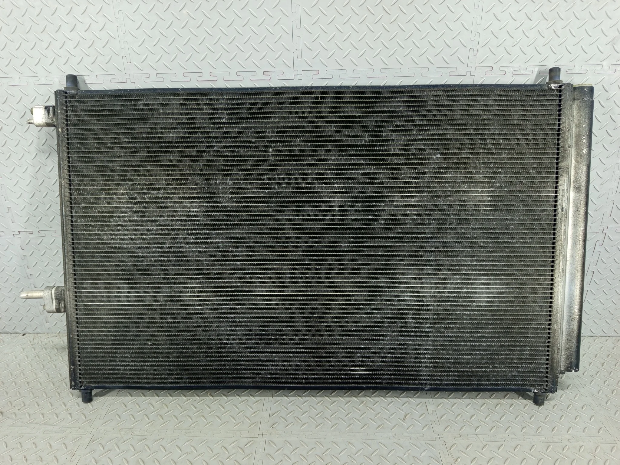 РАДИАТОР КОНДИЦИОНЕРА TOYOTA 8846042100 NA8421