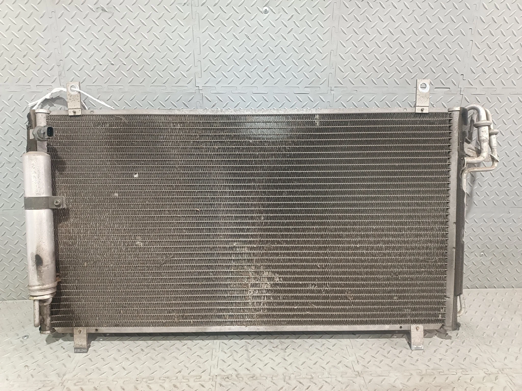 РАДИАТОР КОНДИЦИОНЕРА NISSAN INFINITI 92100AL570 QA5906Z
