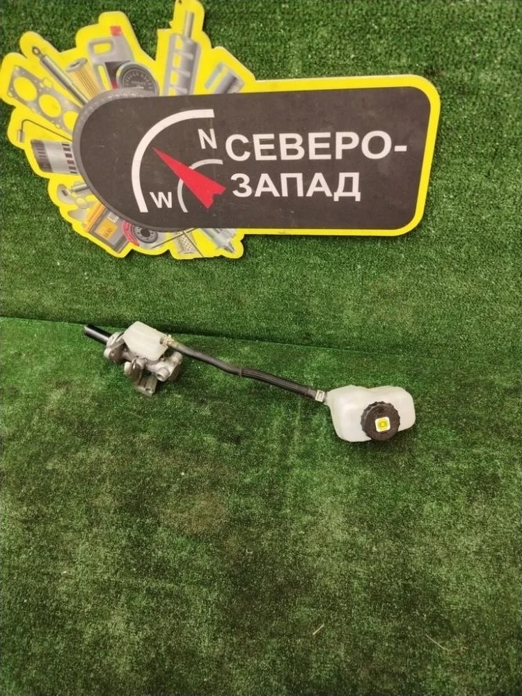 Главный тормозной цилиндр Lexus RX300 2022 4720148202 AGL25L 8ARFTS