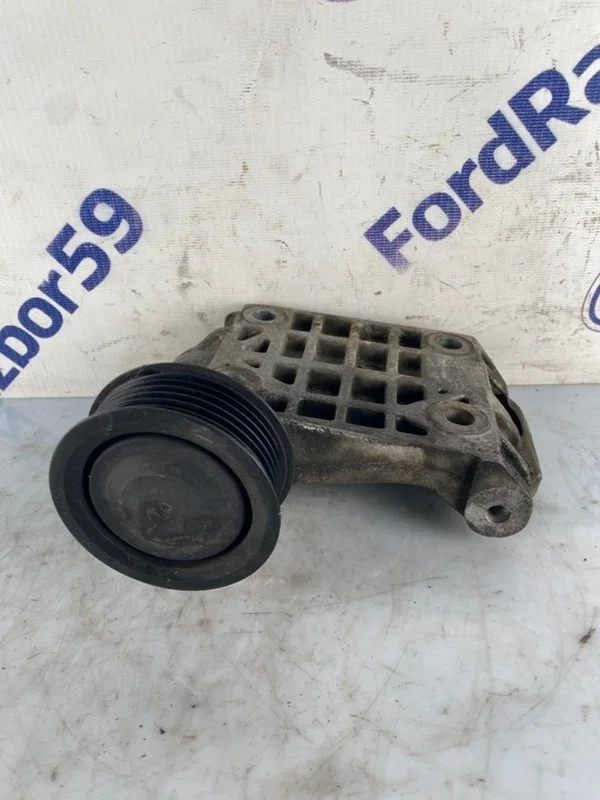 Кронштейн генератора Audi Q7 2007 059903143AC 4L 3.0 (BUG)