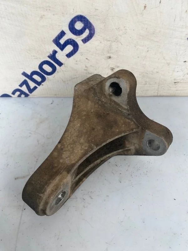 Кронштейн АКПП Ford Focus 3 2013 1692670 CB8 2.0 (QXDA)