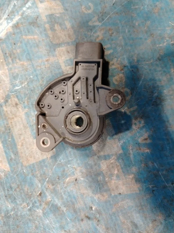 Датчик положения селектора АКПП Ssang Yong Actyon