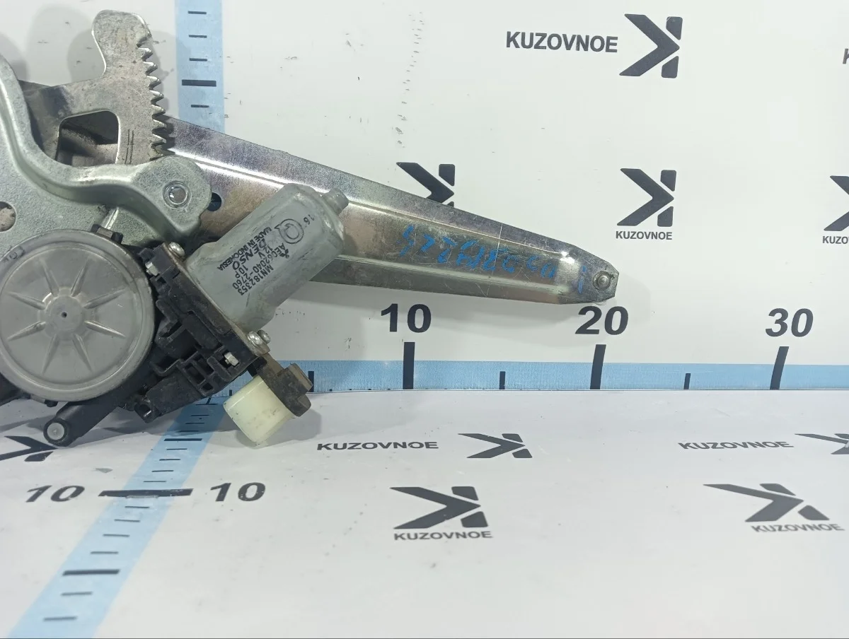 Стеклоподъемник Mitsubishi Pajero Sport 2012 KH0