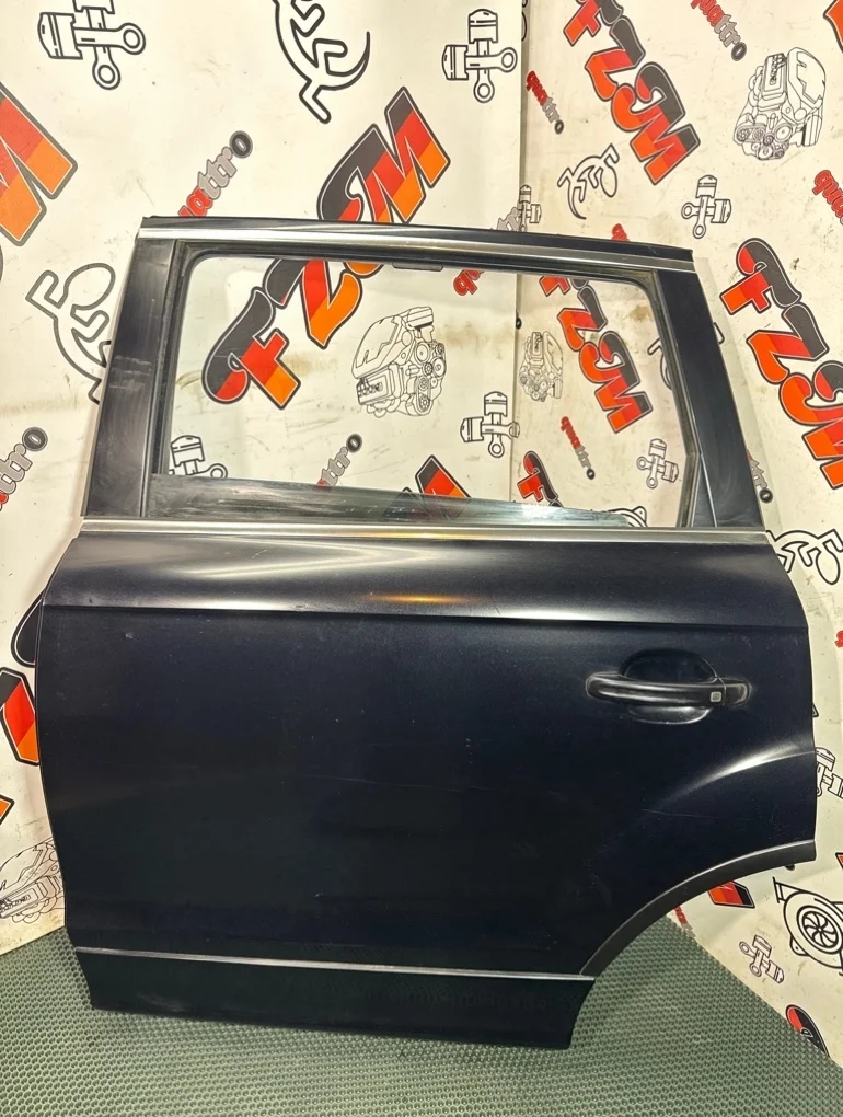 Дверь Audi Q7 4L0833051 4L, задняя левая