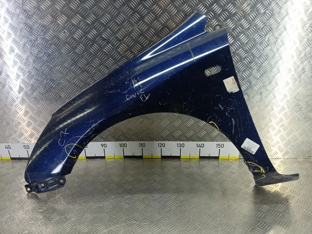 Крыло переднее левое HONDA Civic VII (2000—2003)