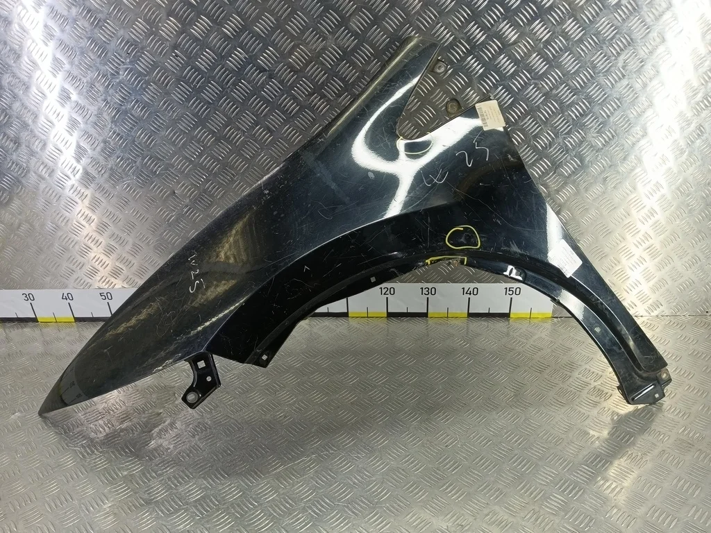 Крыло переднее левое HONDA Civic VIII (2005—2009)