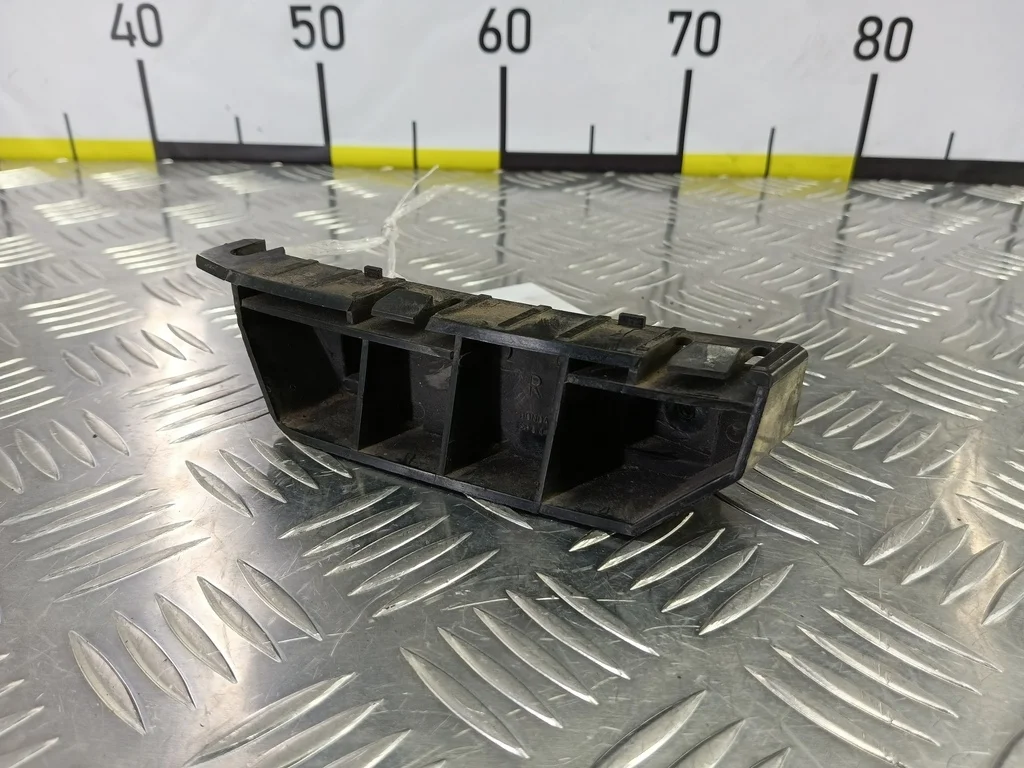 Кронштейн бампера передний HONDA JAZZ GD рестайли