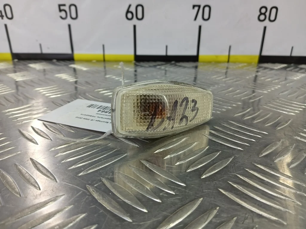 Повторитель поворота Kia SPORTAGE II (2004—2008)