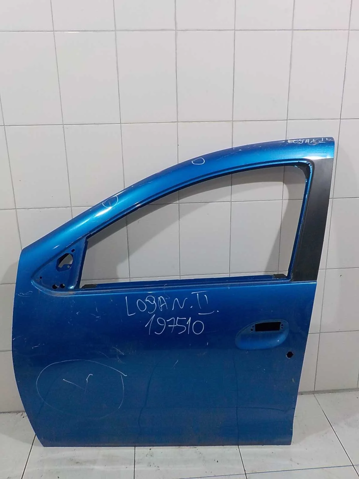 Дверь Renault Sandero II (2013—2018) Перед Лево