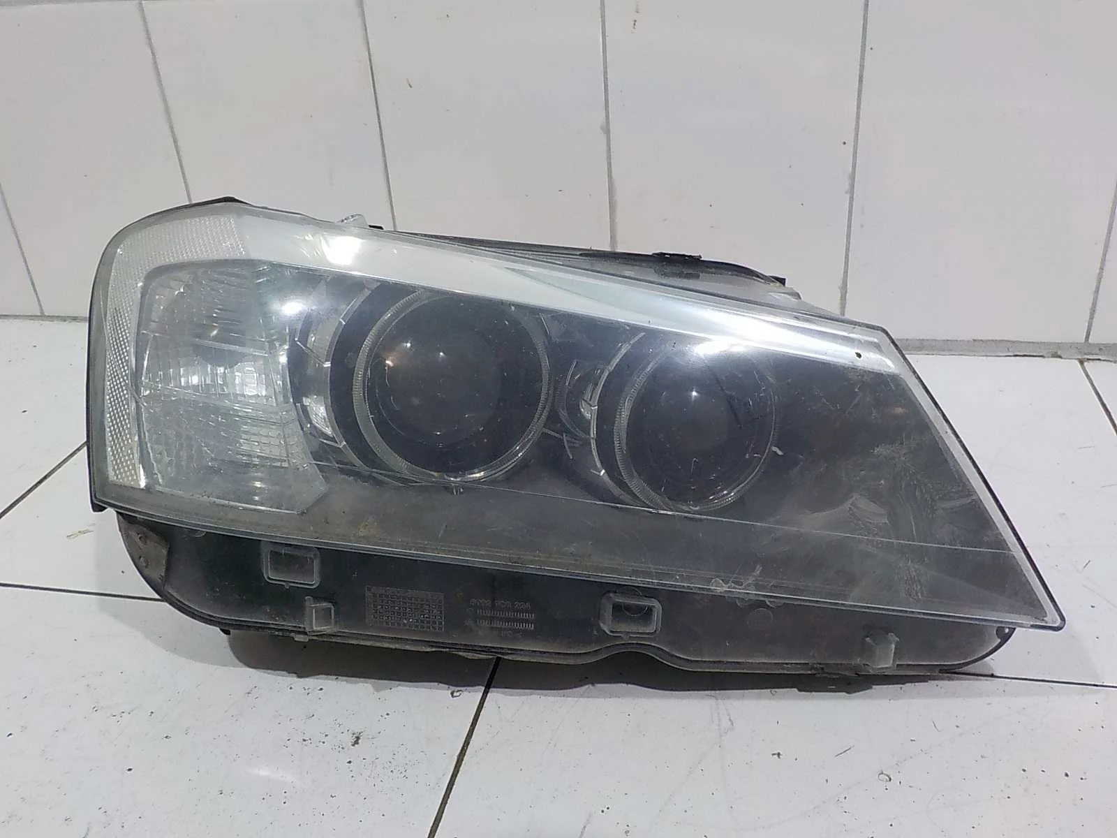 Фара BMW X3 F25 (2010—2014)  Право