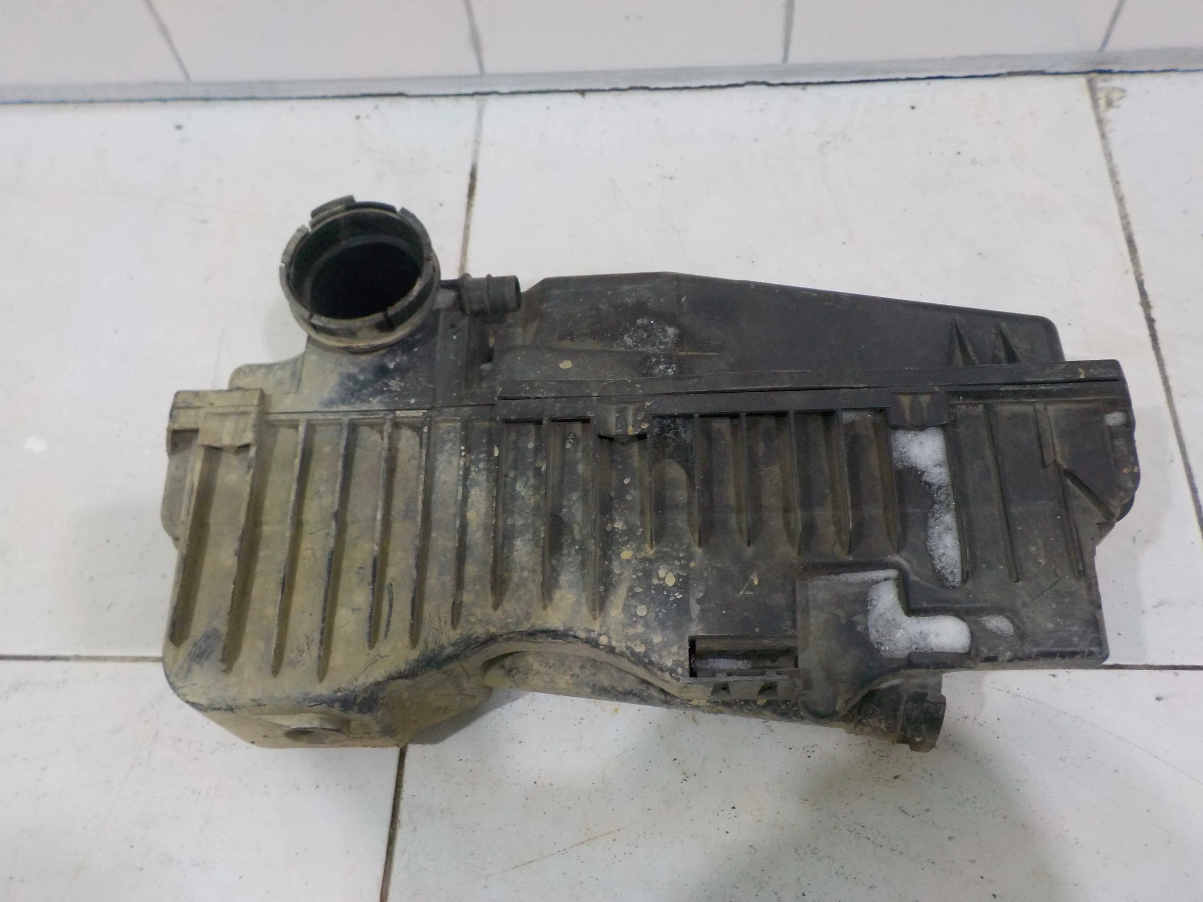 Корпус воздушного фильтра Citroen C4 I (2004—2014)